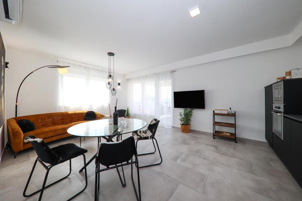 Apartment Nero Zadar